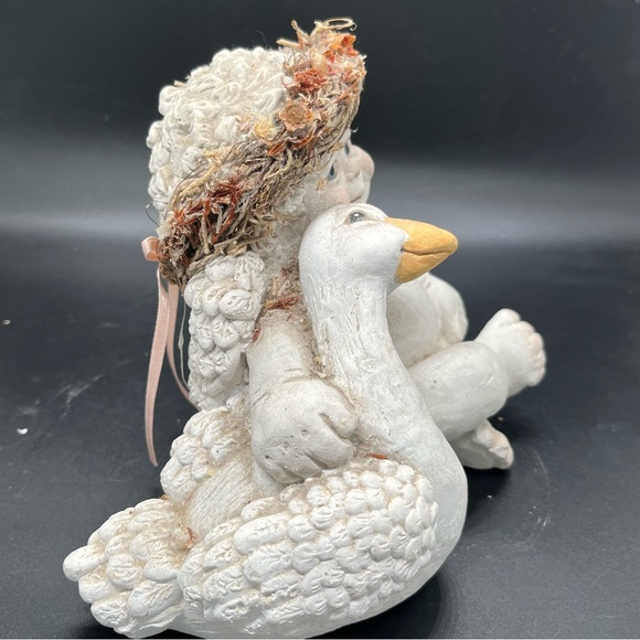 Dreamsicles Cherub with Duck Figurine Signed "Kristin" large - Picture 6 of 13